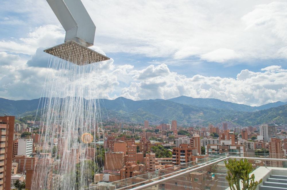 Inntu Hotel Medellin Bagian luar foto