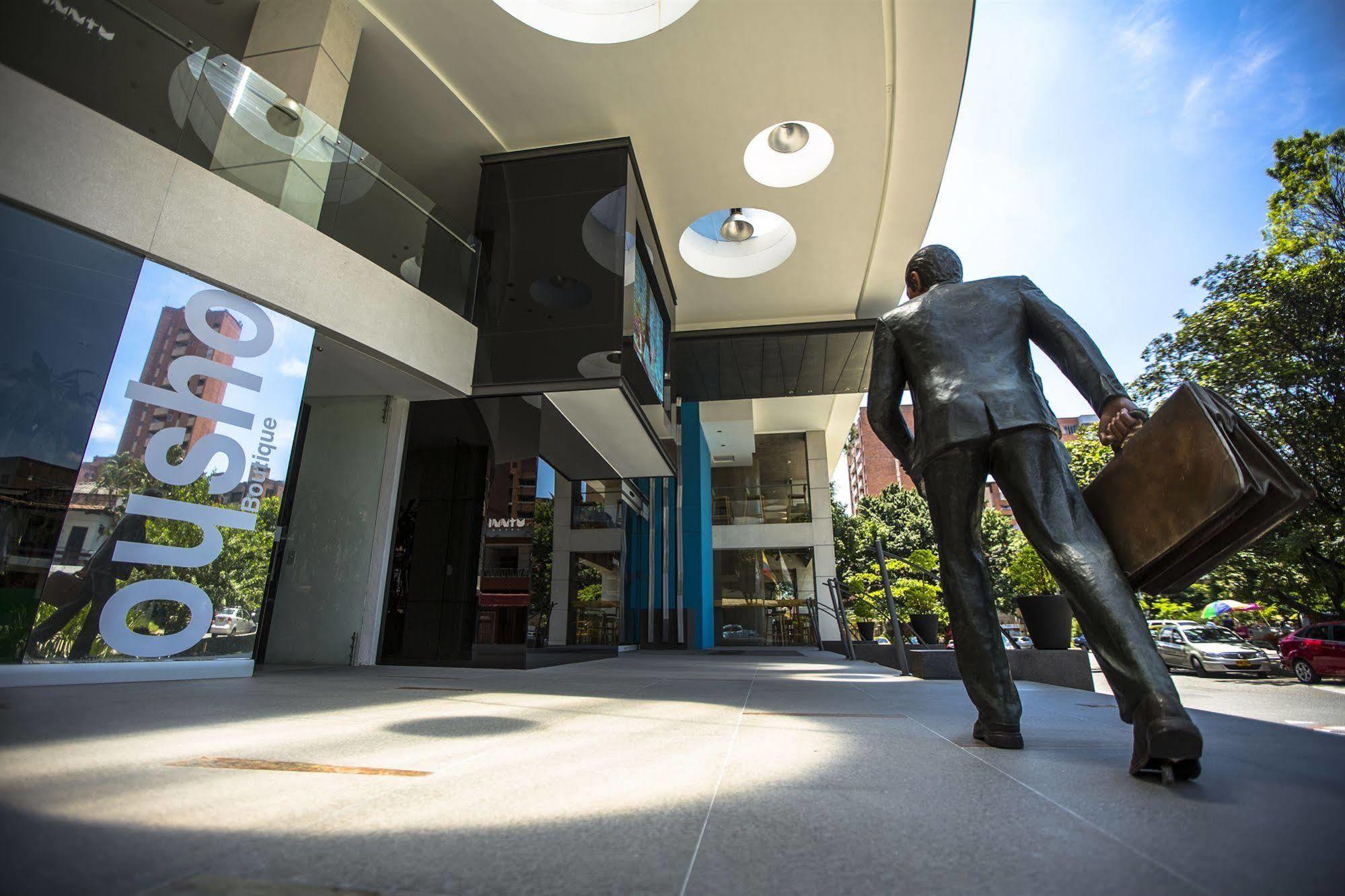 Inntu Hotel Medellin Bagian luar foto